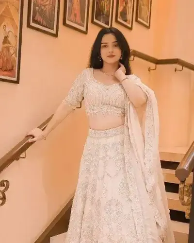 Escort Giddaluru